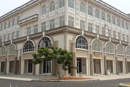 DIJUAL Ruko Crown di Green Lake City Tangerang, Kondisi Siap Pakai, Langsung Cuan