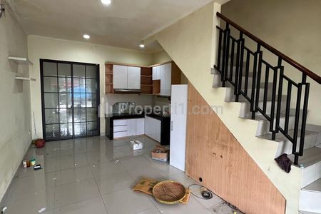 DIJUAL: Rumah 2 Siap Huni Lantai Cluster East Asia, Green Lake City