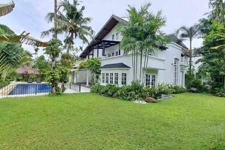 Sewa Rumah Mewah Townhouse di Kemang, Ada Kolam Renang, Bebas Banjir dan Tenang, Dekat Ampera, Simatupang, Buncit, Pasar Minggu, Jakarta Selatan