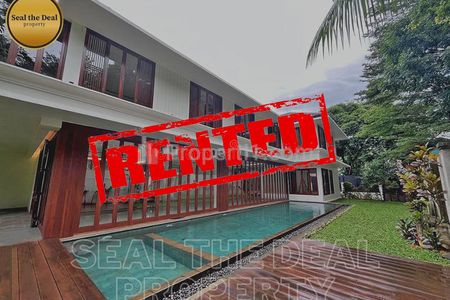 Disewakan Rumah di Senopati / Blok M / Kebayoran Baru Jakarta STD538