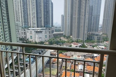Disewakan Apartemen Madison Park Dekat Mall Central Park, Kampus, Tol - 2 BR Furnished
