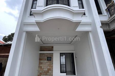 Dijual Rumah Cluster Mewah Desain Klasik Modern di Jagakarsa, Jakarta Selatan