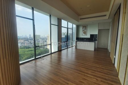 Dijual Apartemen Verde One Tipe 3+1 BR Unfurnished dengan Bathtub