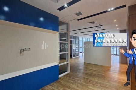 Disewakan Office di District 8 SCBD - Treasury Tower 141 Sqm, Jakarta Selatan