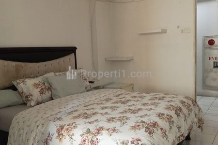 Tempat Tidur Queen Size
