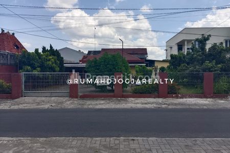 Jual Tanah Murah Strategis Bonus Rumah Pinggir Jalan Tino Sidin Yogyakarta Dekat Malioboro, Tugu Jogja