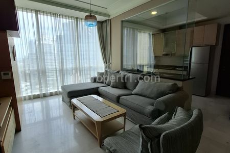 Sewa Apartemen The Peak Sudirman 3BR Full Furnished Private Lift
