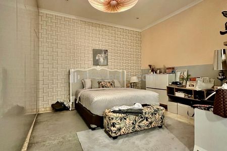 Jual Rumah di Kebayoran Baru Jakarta Selatan - 5 Kamar Tidur Furnished