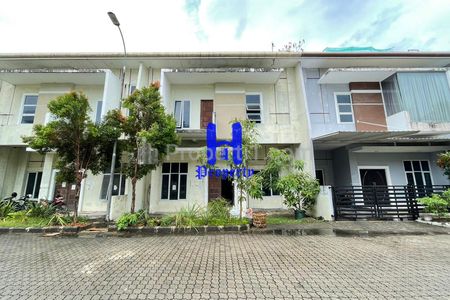 Jual Rumah 2,5 Tingkat di Komplek Graha Metropolitan Cluster Sophie Suite Jalan Golf View 1, Medan