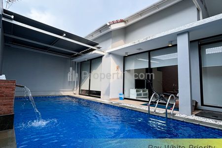 Jual Rumah Brand New Minimalis Modern Ada Kolam Renang Pribadi di Komplek DPR Bintaro, Tangerang Selatan