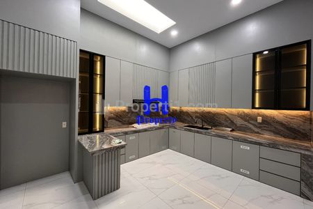 Jual Rumah Furnished di Komplek Regent Estate Jalan Taduan - Pancing, Medan