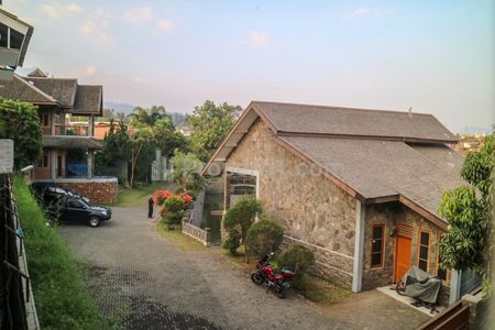 Dijual Villa Strategis di Daerah Cibiru Bandung