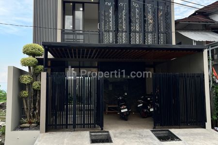 Dijual Rumah Baru 2 Lantai Modern Minimalis Full Furnish di Sambisari Purwomartani Yogyakarta