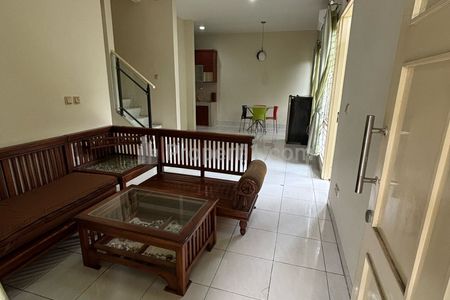 Disewakan Rumah Rapih dan Siap Huni di Jalan Fluorite, Gading Serpong, Kelapa Dua, Tangerang