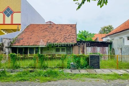 Rumah Dijual Hitung Tanah di Gayungsari Surabaya Selatan