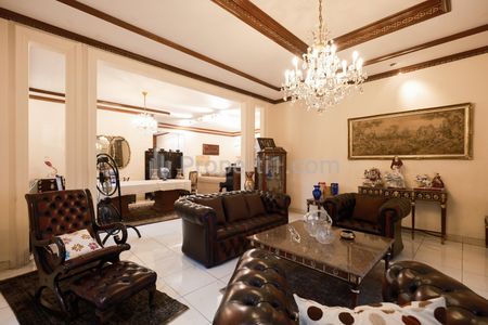 Dijual Rumah Luas Nyaman & Strategis di Ulujami, Pesanggrahan, Jakarta Selatan
