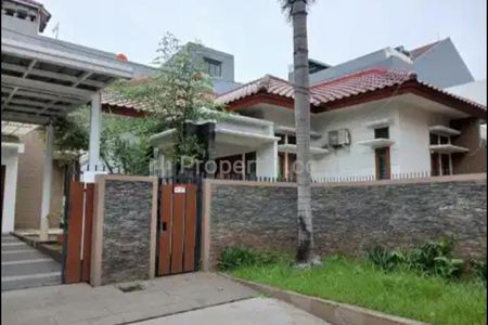 Jual Rumah Mewah Luas di Perumahan Villa Jagat Setia Cluster Taman Galaxy, Kota Bekasi