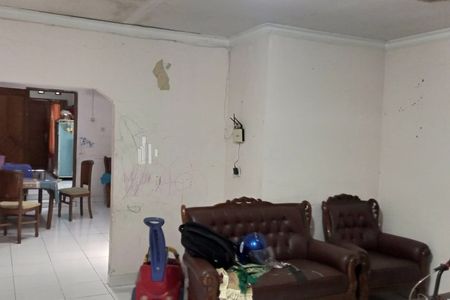 Dijual Rumah di Komplek Sekneg Pinang Kota Tangerang