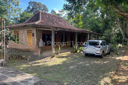Jual Tanah 1700m² Bonus Rumah Limasan Mojogedang, Karanganyar, Jawa Tengah