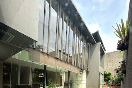 Jual Rumah Mewah SHM 5 BR Kolam Renang Luas 373 m2, Bangunan 700 m2, di Panglima Polim, Dekat Blok M, Fatmawati, Kebayoran Baru, Jakarta Selatan