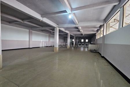 Disewakan Gudang Siap Pakai Ada Office dan Lift Barang di Daan Mogot Tangerang