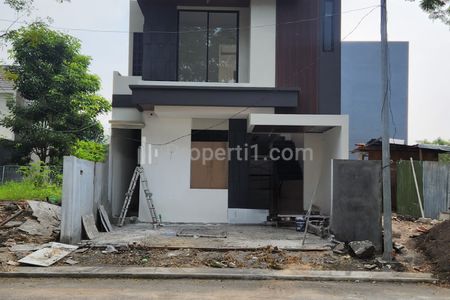 Dijual Rumah Baru Citraland Surabaya RAYA Luar Cluster Row Jalan LEBAR 4 Mobil