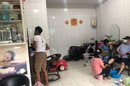 Dijual Rumah Bentuk Ruko di Mangga Besar Taman Sari Jakarta Barat