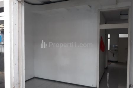 Disewakan Rumah Terawat Strategis di Sayap Pasteur Bandung