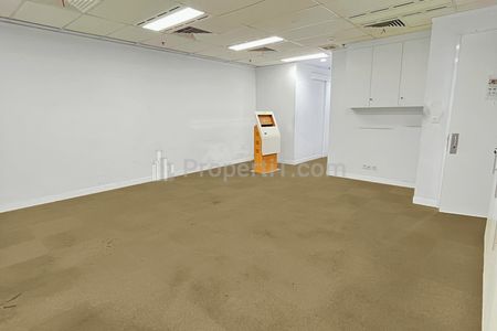 Sewa Ruang Kantor di Surabaya Pusat 178m² dengan Harga Terbaik!