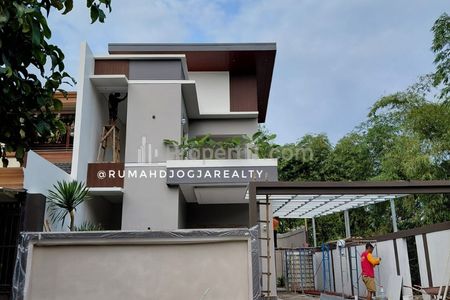 Jual Rumah Baru Modern Minimalis Dalam Perumahan Barat Hotel HYATT Jl. Palagan Km 6 Yogyakarta