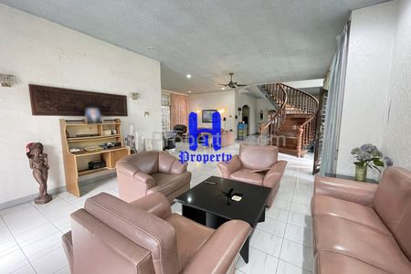 Dijual Rumah Hook 2 Tingkat di Jalan Labu (Daerah Jl.Gajah Mada) - Medan