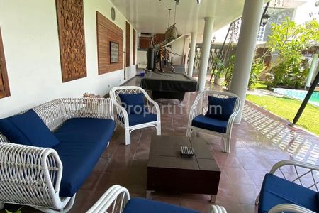Jual Rumah Mewah Ada Kolam Renang Tanah Luas di Jl. Palagan Km 7 Yogyakarta Dekat Hyatt, UGM