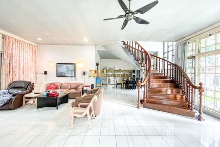 Jual Rumah Hook 2 Tingkat Jalan Labu (Daerah Jalan Gajah Mada)
