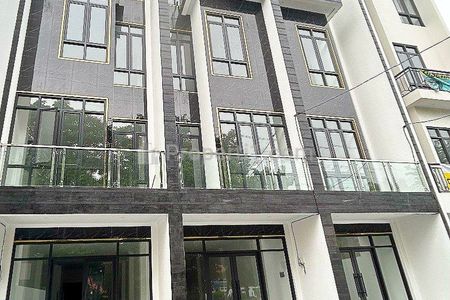 Jual Ruko 4 Lantai Bonus Rooftop di Rawamangun, Jakarta Timur