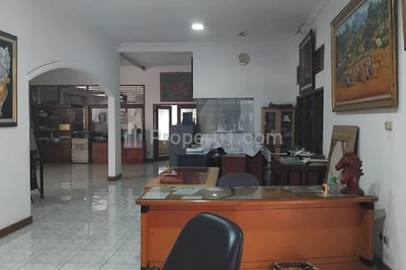Jual Cepat Rumah Hitung Tanah di Tebet Barat Raya Jakarta Selatan