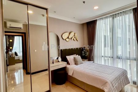 Disewakan Apartemen Permata Hijau Suites Lantai 25 Jakarta Selatan - 3 Kamar Furnished
