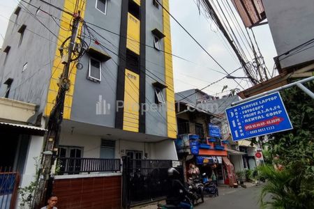 Dijual Rumah Kost Lokasi Dekat Kampus Untar dan Central Park Harga Nego