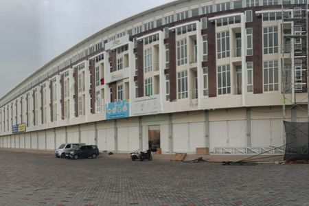Jual Ruko Sangat Strategis di Semarang Barat Samping Mall