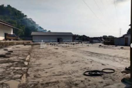 Dijual Pabrik 1.8 Hektar, Berlokasi di Kawasan Industri, Kondisi Siap Pakai di Ajung, Jember