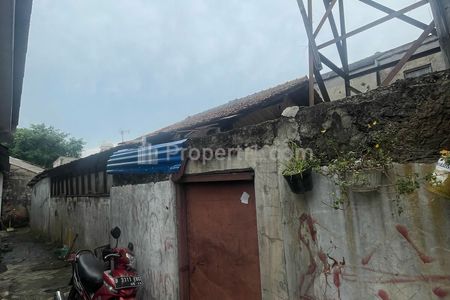 Jual Rumah Second di Jalan Bunga Mawar Cipete Jakarta Selatan