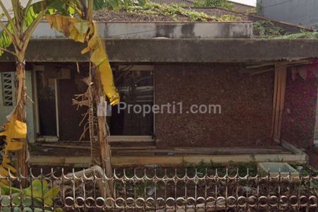 Dijual Rumah Tua di Komplek Amandole Tomang LT 235 m2