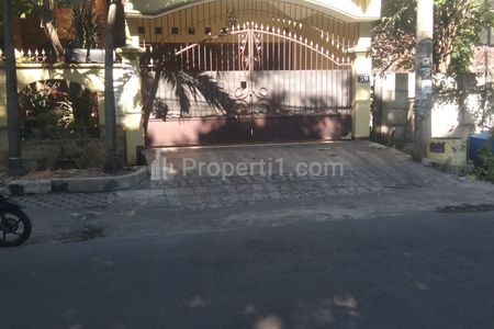 Rumah Dijual di Ketintang Surabaya, Akses Mudah, Lokasi Emas