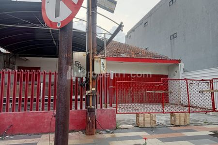 Disewakan Tempat Usaha di Raya Bratang Binangun, Surabaya