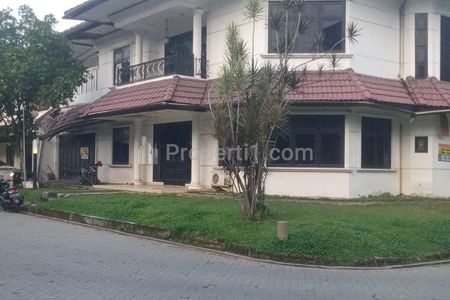 Jual Rumah SHM Dalam Komplek Luas 500 m2 Bangunan 568 m2 di Pangkalan Jati Cinere, Depok, Jawa Barat