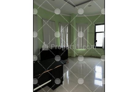 Jual Ruko Hook Komplek MMTC di Jalan  Williem Iskandar/Pancing, Deli Serdang