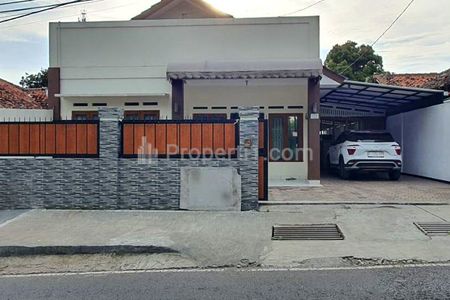 Jual Rumah Bersih Terawat Cocok untuk Villa Guest House atau Home Stay Dekat Tujuan Wisata Lembang dan Cimahi di Jl. Kolonel Masturi