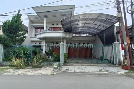 Dijual Rumah di Soekarno Hatta Malang, Luas Tanah 350 m2
