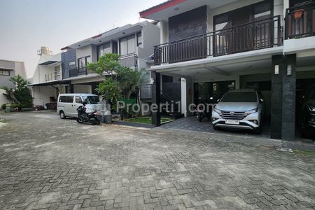 "Dijual Rumah Minimalis Eksklusif di Jaksel – Split Level, Town House, Harga 4.5 M!"