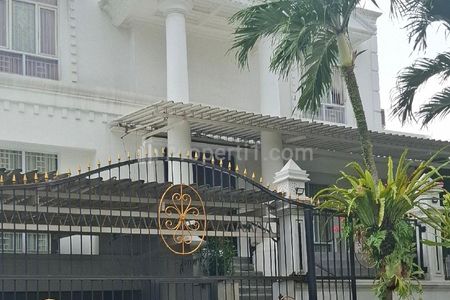 Jual Rumah Mewah Mediterania + Kolam Renang CitraGran Cibubur, Bekasi - Jual Cepat Under Value 