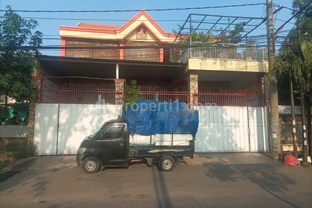 Dijual Rumah 2 Lantai di Ketintang Madya, Surabaya